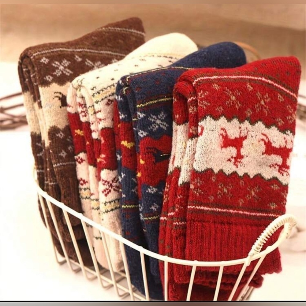 NEW Cozy Patterned Knit Socks Set of 5